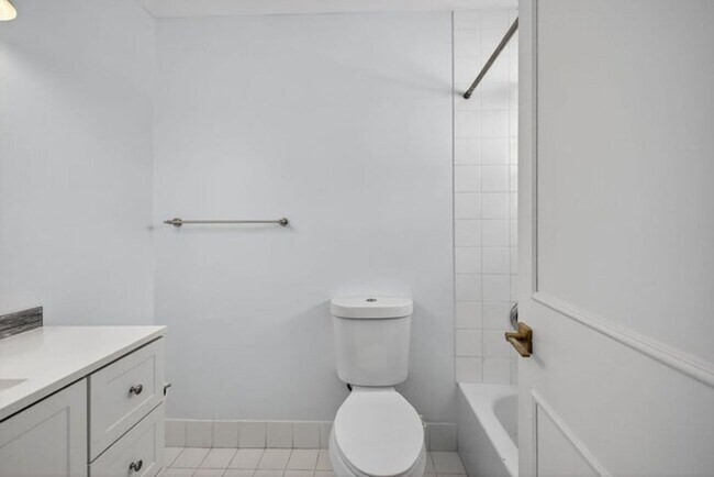 Building Photo - 3239 NW 44th St