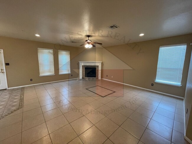 Building Photo - 507 Taurus Dr