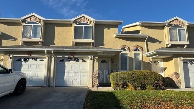 Building Photo - 6892 Florentine Way