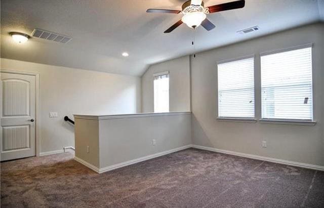 Building Photo - 812 Birdie Dr