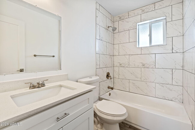 Building Photo - 1707 N 18th St