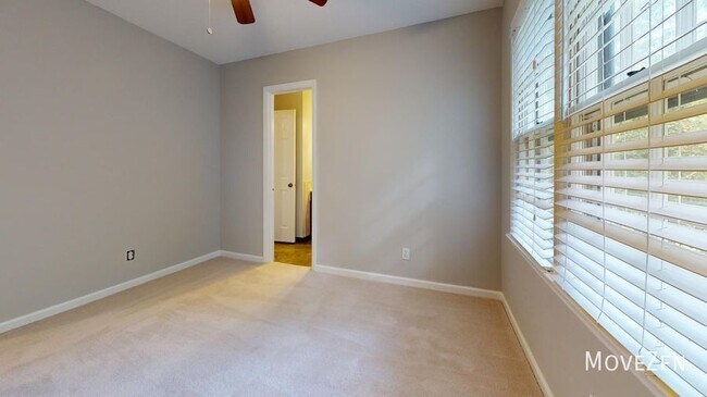 Building Photo - 726 Braniff Dr Cary, NC 27513 Semi Private...