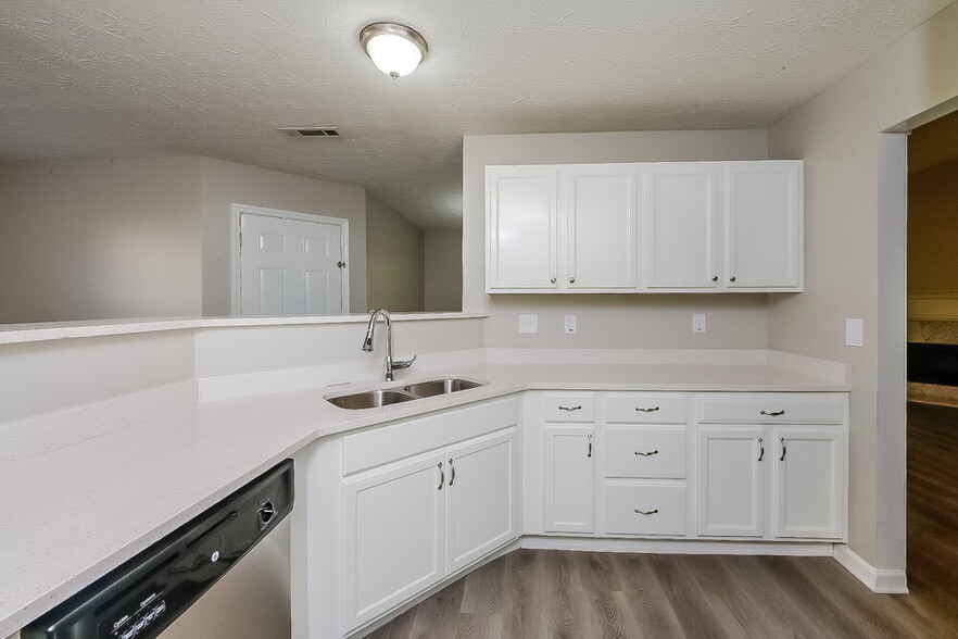 Building Photo - 3109 Canter Ct NE