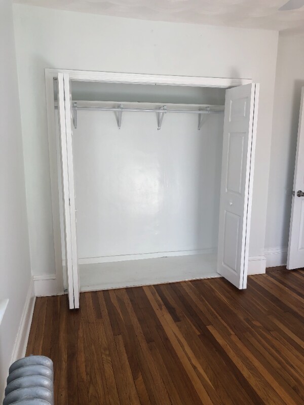 Building Photo - 36 Cliffdale Ave