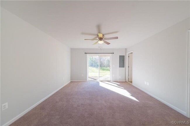 Building Photo - 633 Rivanna Hl Rd