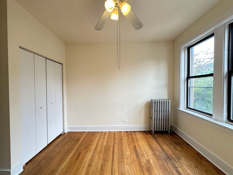 Building Photo - 1532 N Kedzie Ave