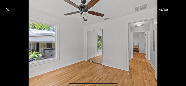 Building Photo - 325 W Haya St