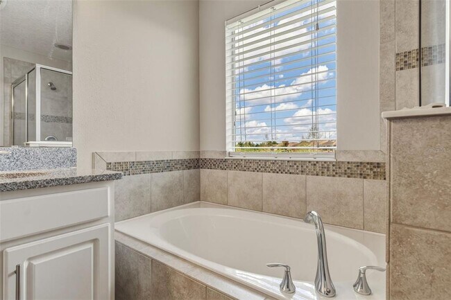 Building Photo - 5962 Paxton Ct