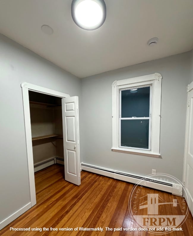 Building Photo - 318 Wood St