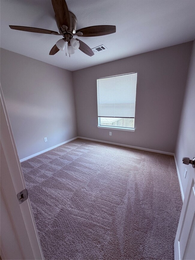 Building Photo - 22803 Tara Way Dr