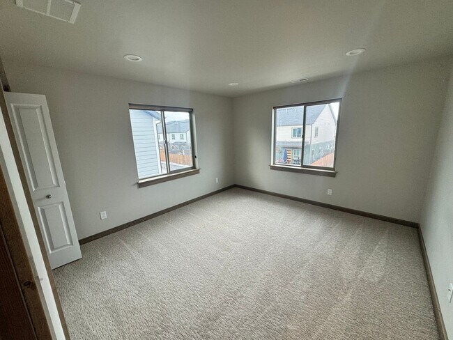Building Photo - 1309 Fozzie Ln