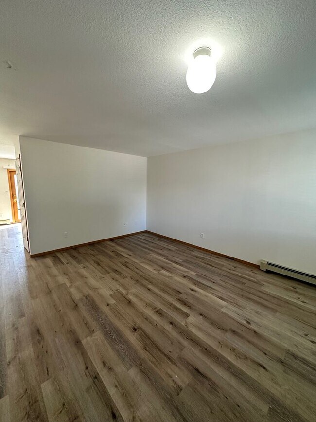 Building Photo - 110 N Pondera Ave
