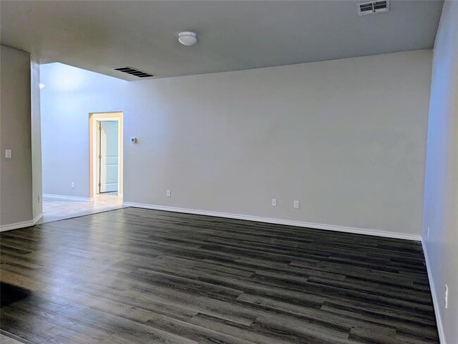 Building Photo - 13733 The Brook Blvd