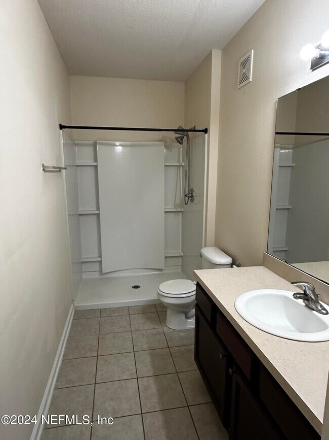 Building Photo - 4920 Key Lime Dr