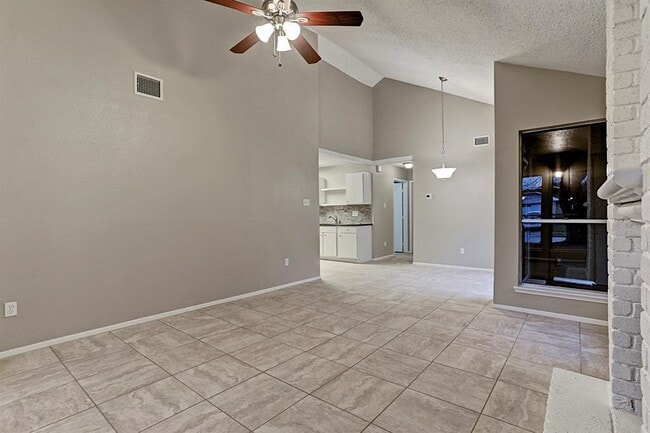 Building Photo - 23322 Pebworth Pl