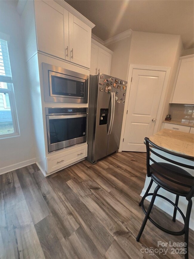 Building Photo - 340 Cranford Dr