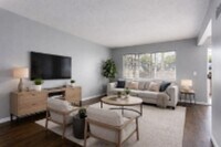 Building Photo - 423 W 87 Pl