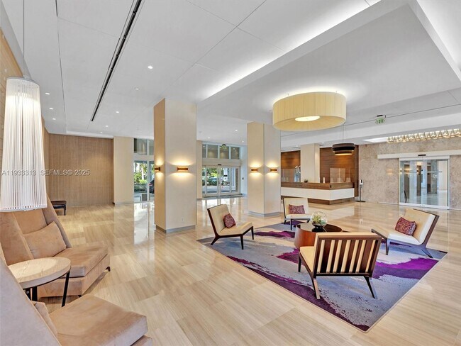 Building Photo - 100 Bayview Dr