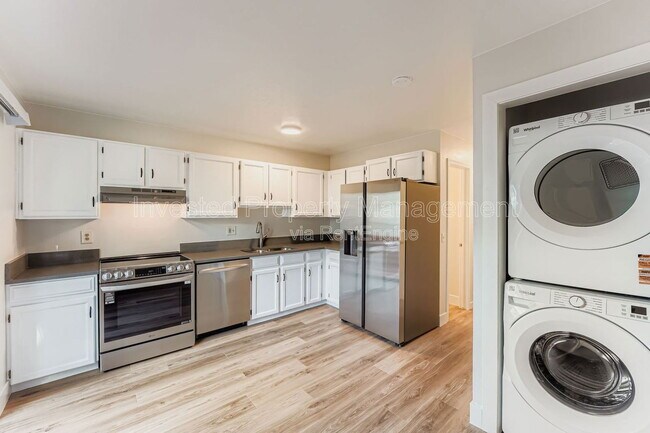 Building Photo - 17697 E Loyola Dr