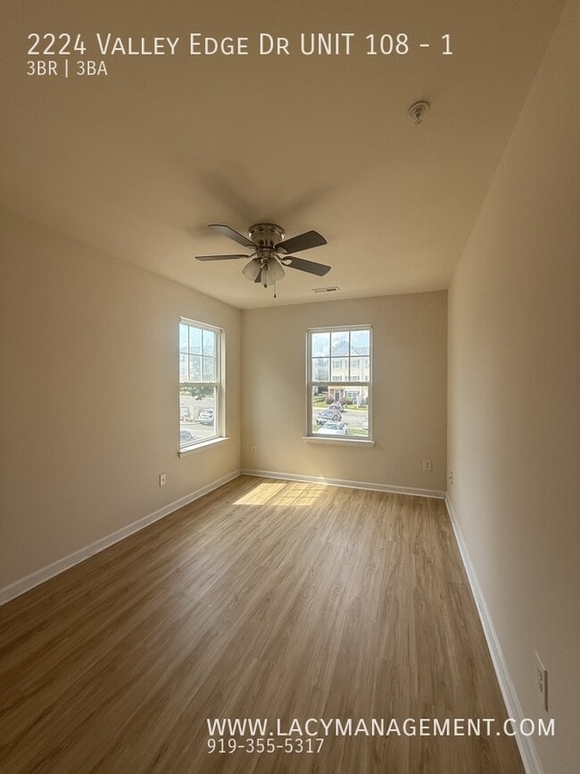Building Photo - 2224 Valley Edge Dr