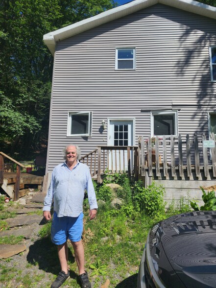 Building Photo - 308 Happy Hill Ln