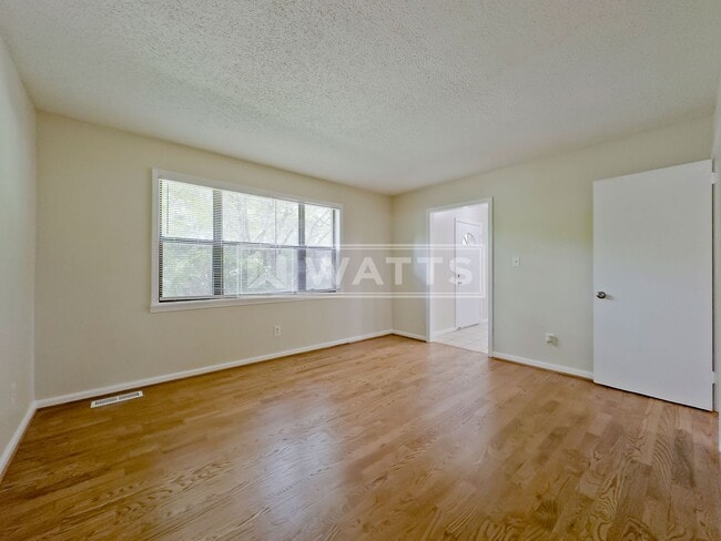 Building Photo - Charming 3-Bedroom 2.5 Bath Home For Rent in Bessemer, AL