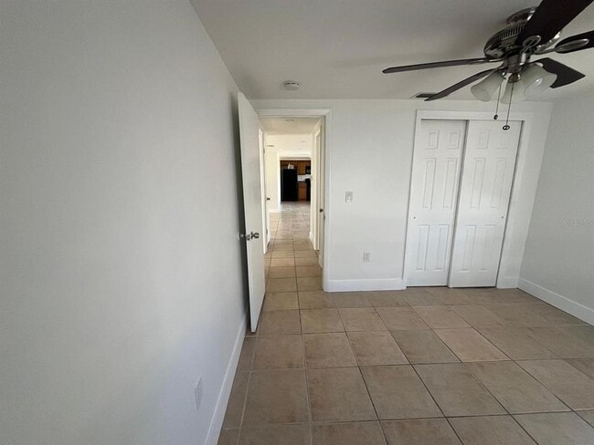 Building Photo - 3517 Garfield Dr