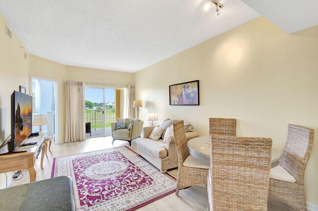 Building Photo - 2060 Greenview Shores Blvd