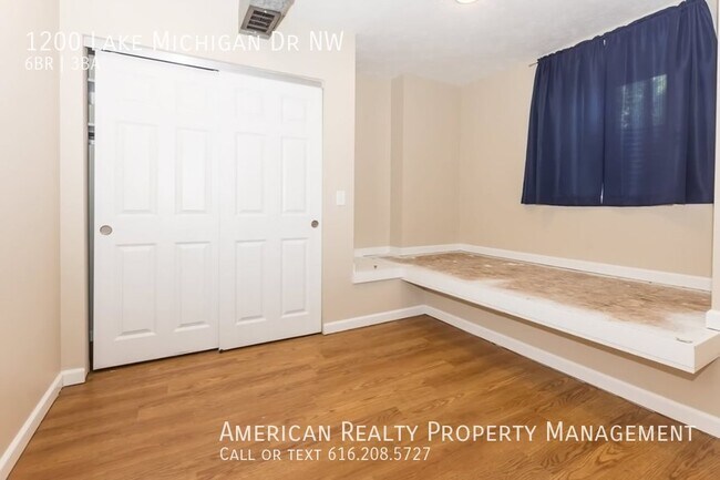 Building Photo - 1200 Lake Michigan Dr NW