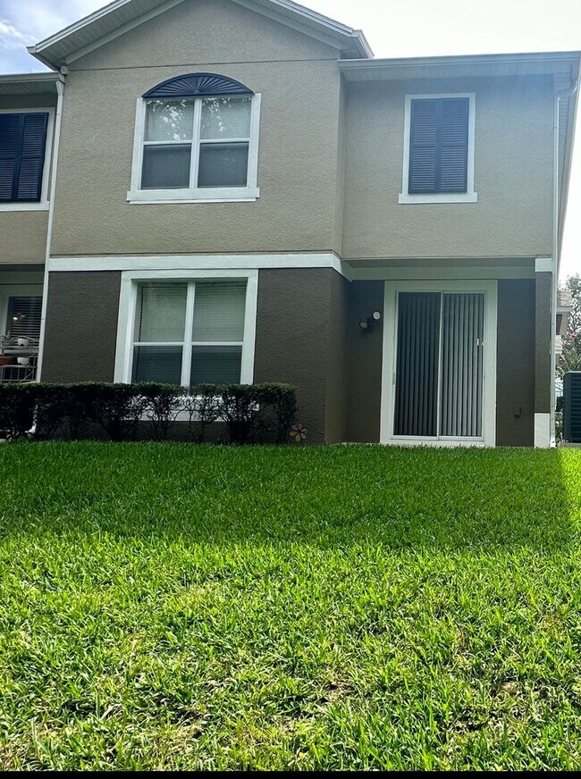 Building Photo - Spacious 3 Bed, 2.5 Bath Townhome with 2-Car Garage | Gated Tucker Oaks Community in Winter Garden