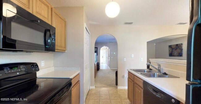 Building Photo - 11628 Hickory Oak Dr