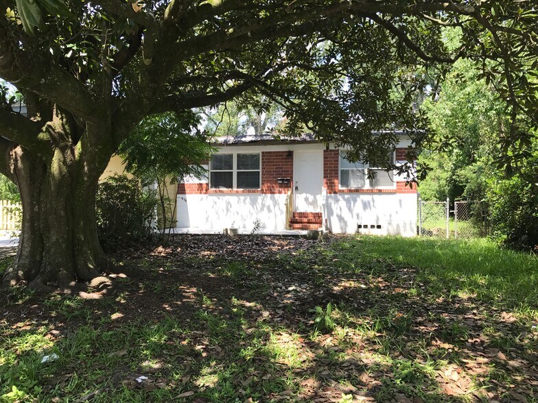 Building Photo - 3638 Jammes Rd
