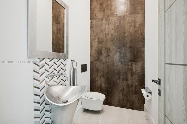 Building Photo - 2628 Marcinski Rd