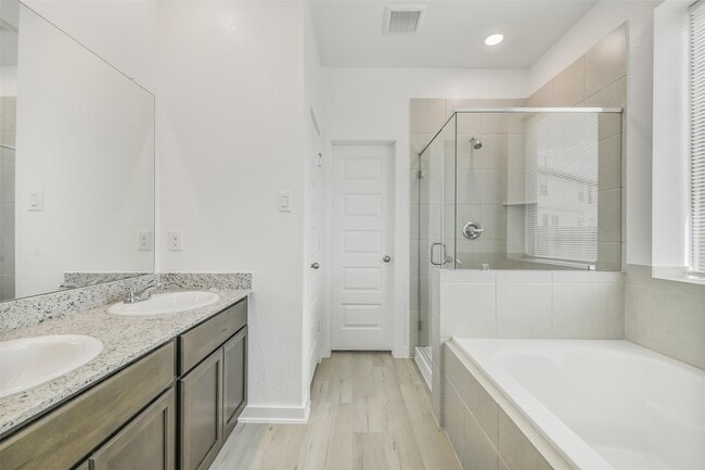 Building Photo - 2734 Pheasant Hl Ct