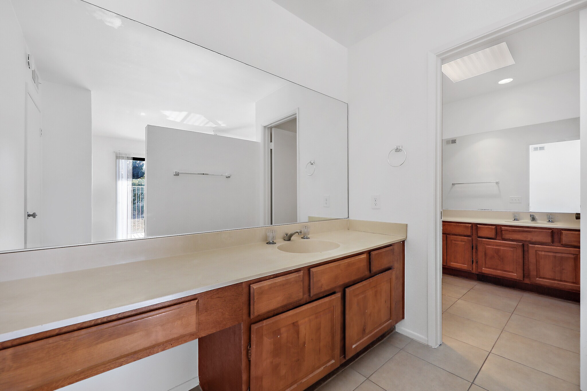 Master Bath - 74239 Santa Rosa Cir