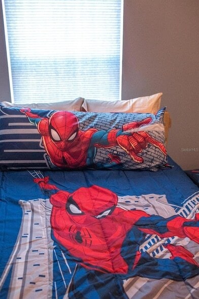 Building Photo - 2577 Oneida Loop