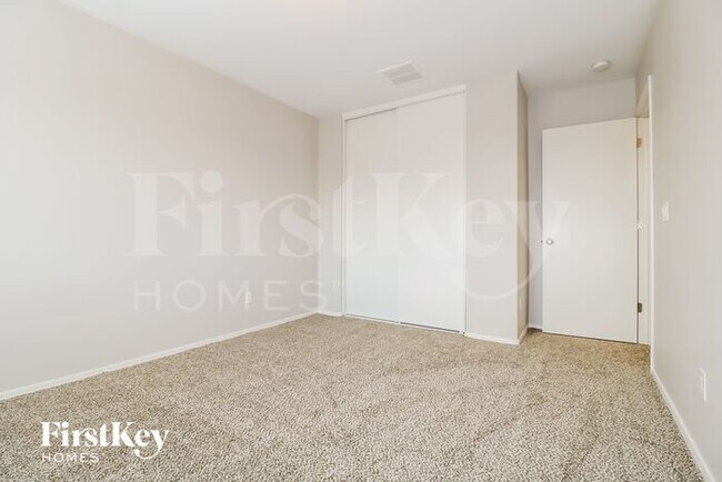 Building Photo - 22827 W Cocopah St