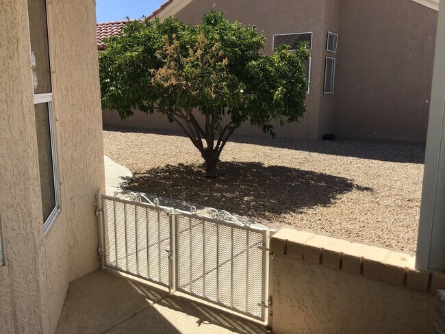 Building Photo - Charming 2BR House in Sun City West