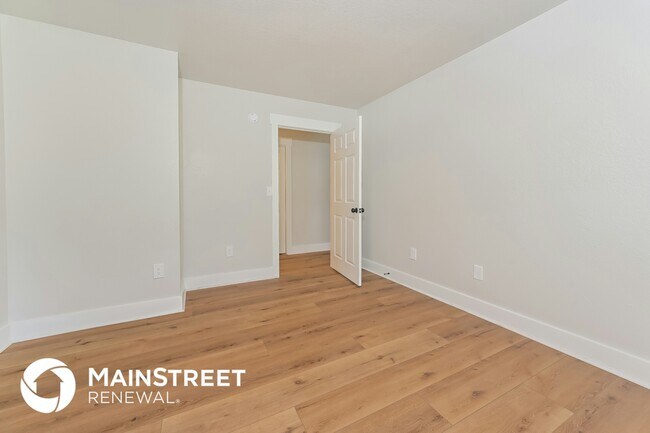 Building Photo - 206 Sandy Hill Rd