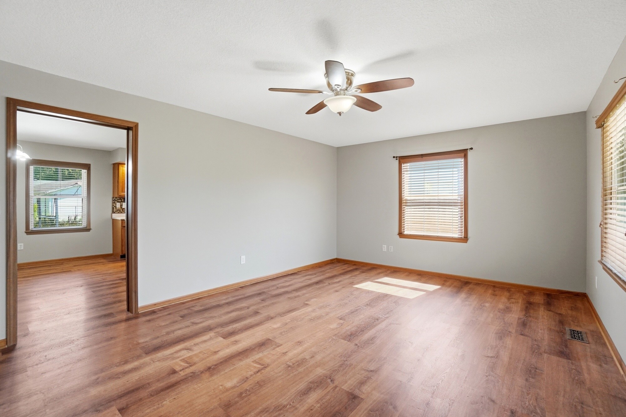 Building Photo - 245 Fitchland Dr