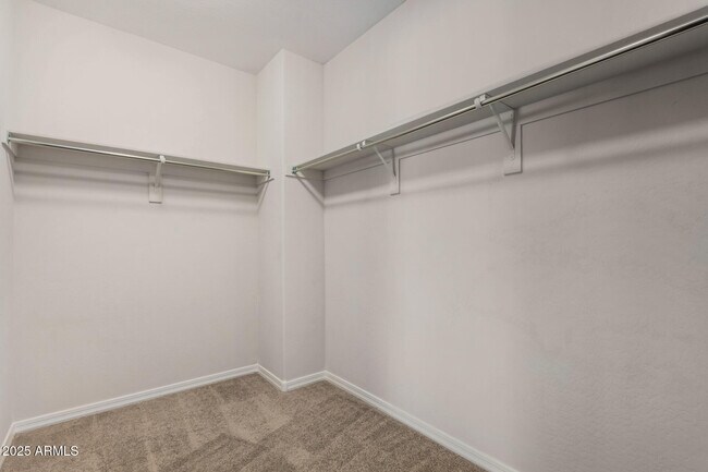 Building Photo - 8828 W Palo Verde Dr