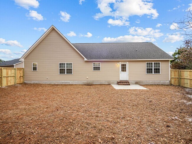 Building Photo - Welcome to Eastport!