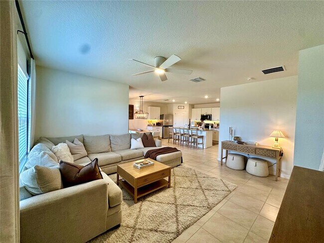 Building Photo - 9582 Black Walnut Dr