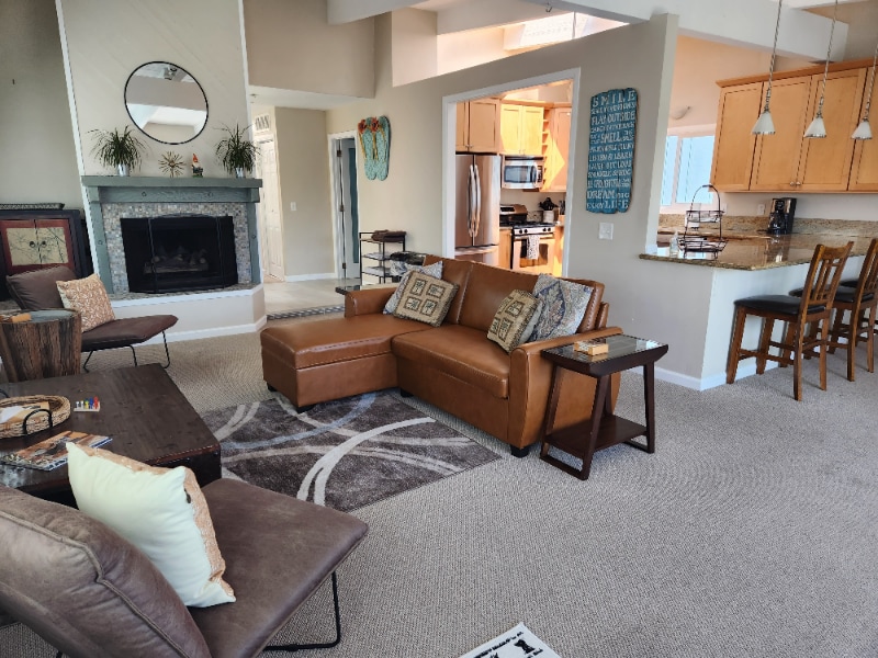 Building Photo - 718 Coronado Ct