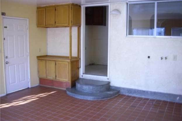 Building Photo - 20424 Raymond Ave