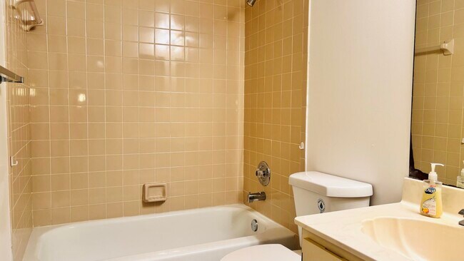 Building Photo - 1230 S Military Trail