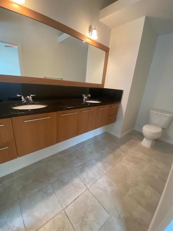 Building Photo - 350 S Osceola Ave