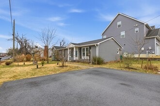 Building Photo - 408 Salisbury Rd