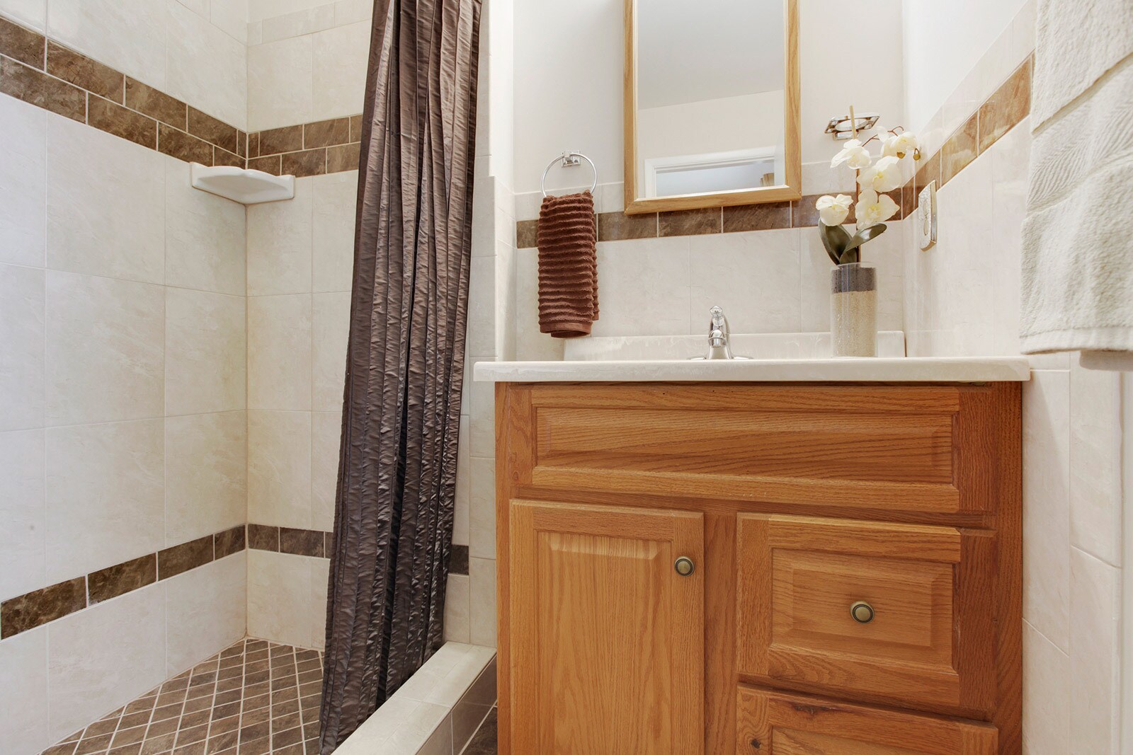 Building Photo - 6741 E La Salle Pl