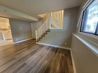 Building Photo - 3 Bedroom with Fenced Yard!